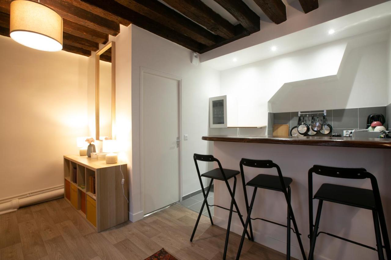 Appartement Authentic In Center Of Parisian Marais *